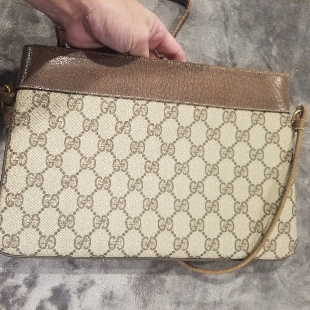 Gucci  Crossbody